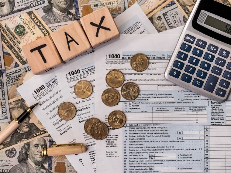 Analyse des déclarations fiscales d'une PME par un consultant Laf Consulting